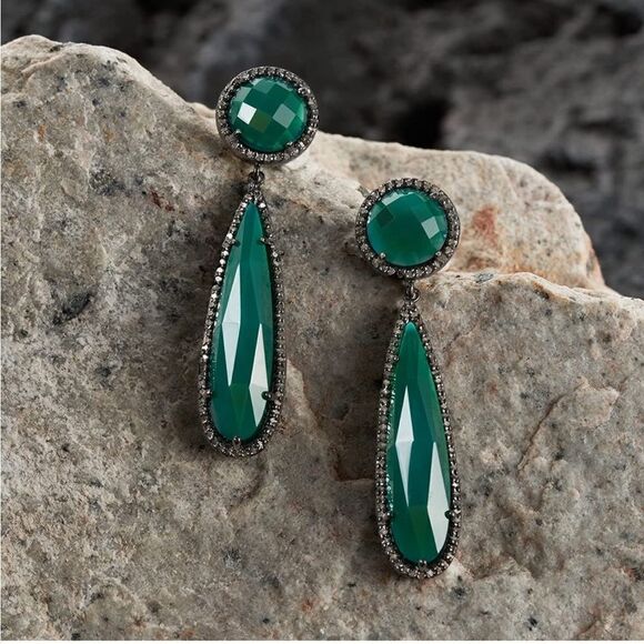 NEW Natural Green Onyx Teardrop Earrings - Picture 1 of 8